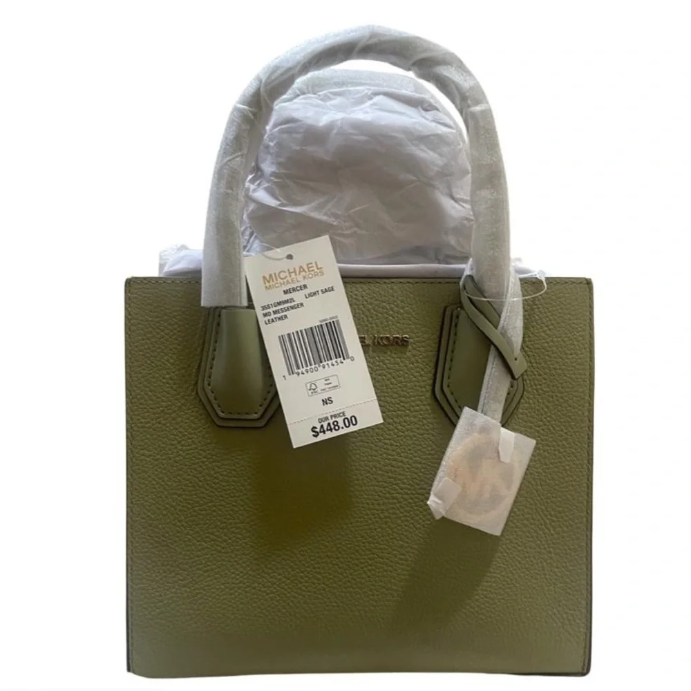 Michael Kors Mercer  Messenger Crossbody bag